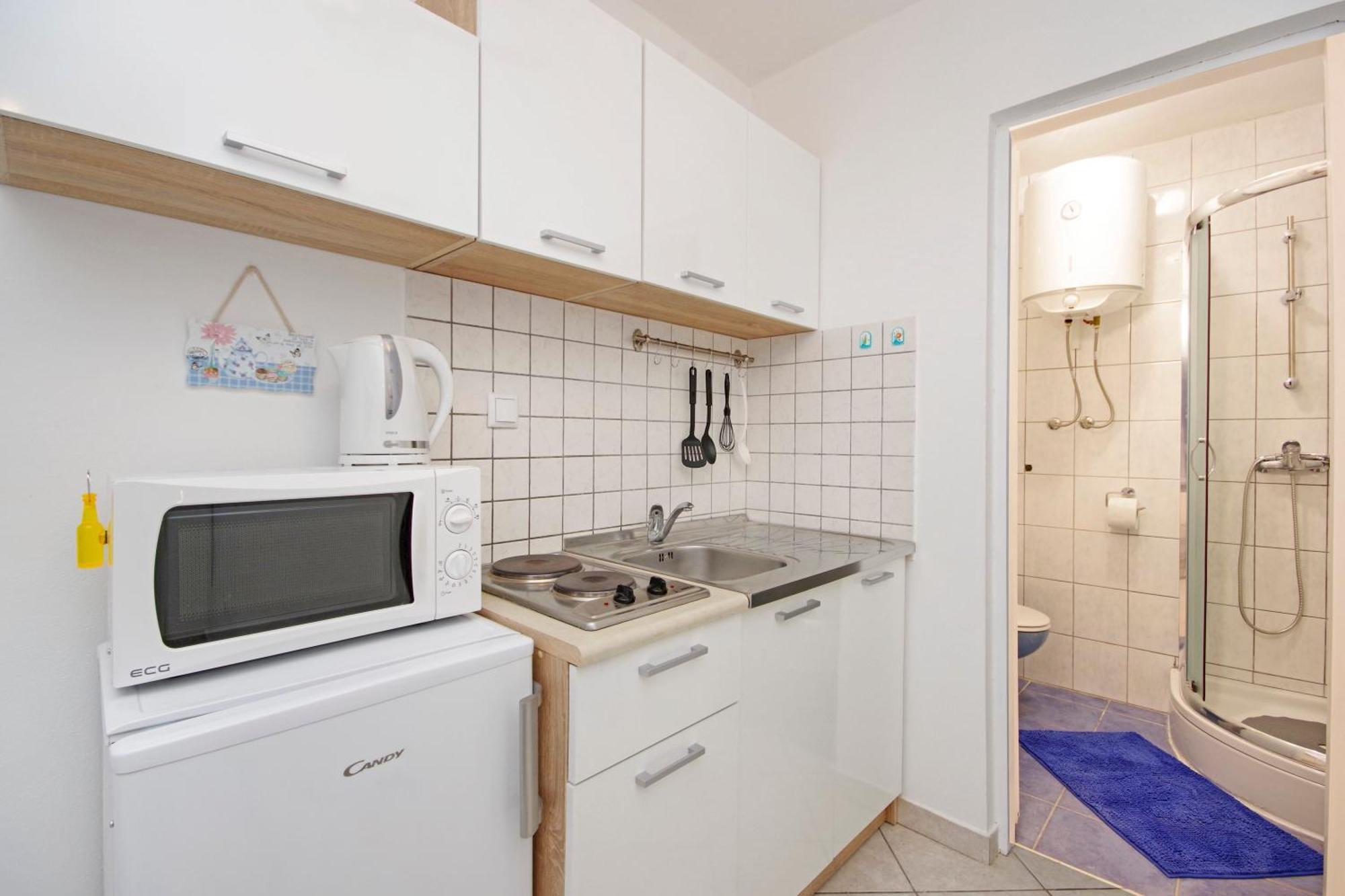 Zal Apartment Бетина Екстериор снимка